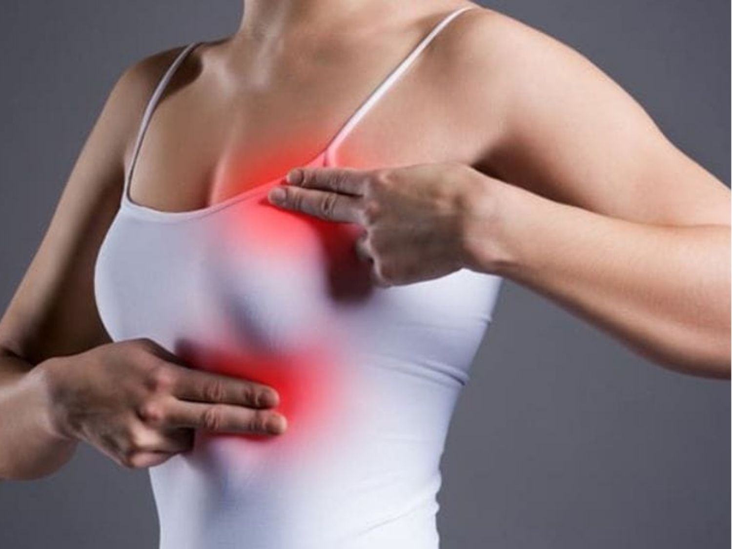 Sưng đau sau nâng ngực là cảm giác nhiều khách hàng trải qua và đây là hiện tượng bình thường