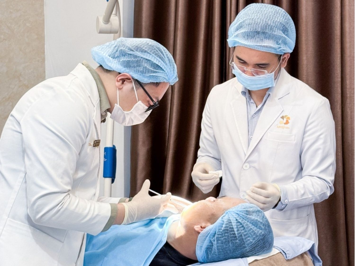 Tiêm filler cằm thường hết sưng sau 5 - 7 ngày