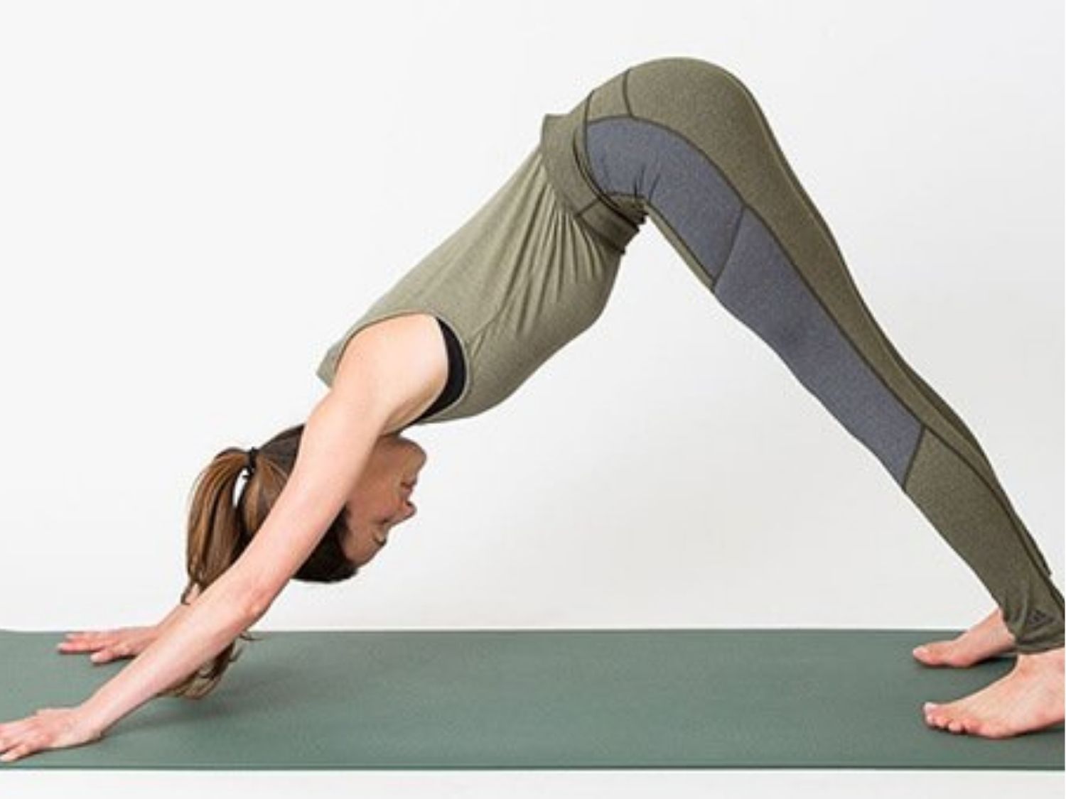 bài tập Yoga giảm mỡ bắp tay và cánh tay