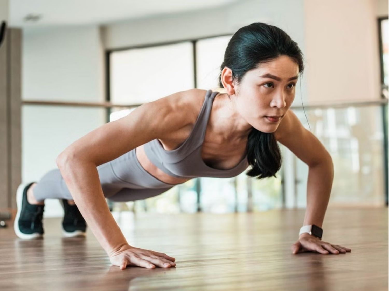 Tập luyện để giảm mỡ nách