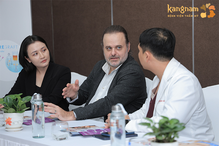 GS.BS Marcos Sforza chia sẻ về Xu hướng nâng ngực với kỹ thuật Motiva Hybri