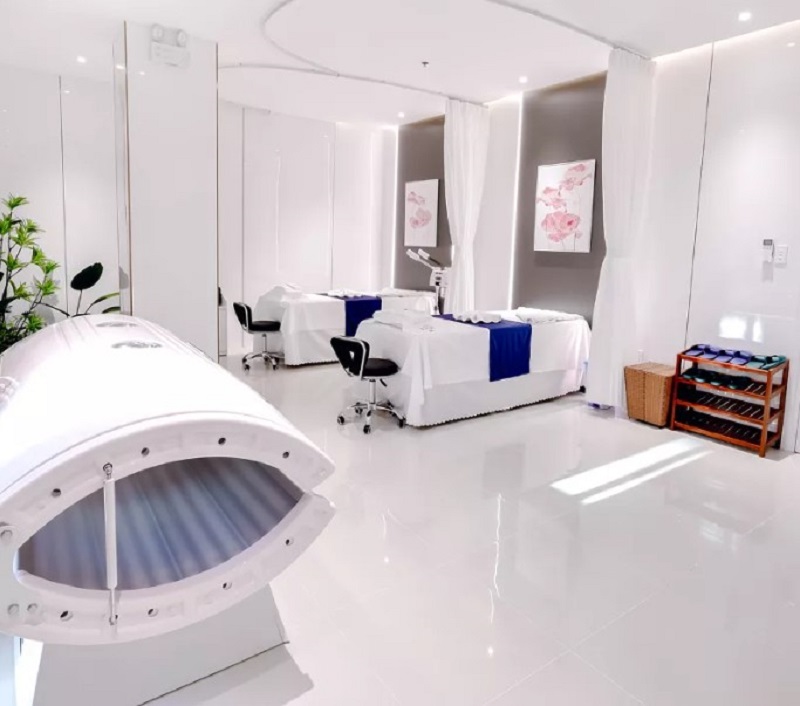 Khách hàng đến tắm trắng tại Seoul Spa, sẽ được tư vấn liệu trình tắm trắng phù hợp