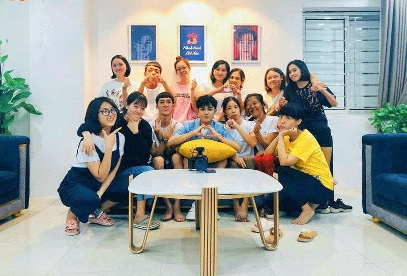 Cuộc sống nhà chung của các thí sinh cũng khiến người xem nhiều xúc cảm