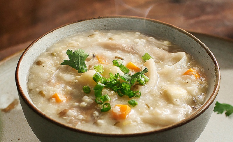 Những ngày đầu nên ăn đồ mềm