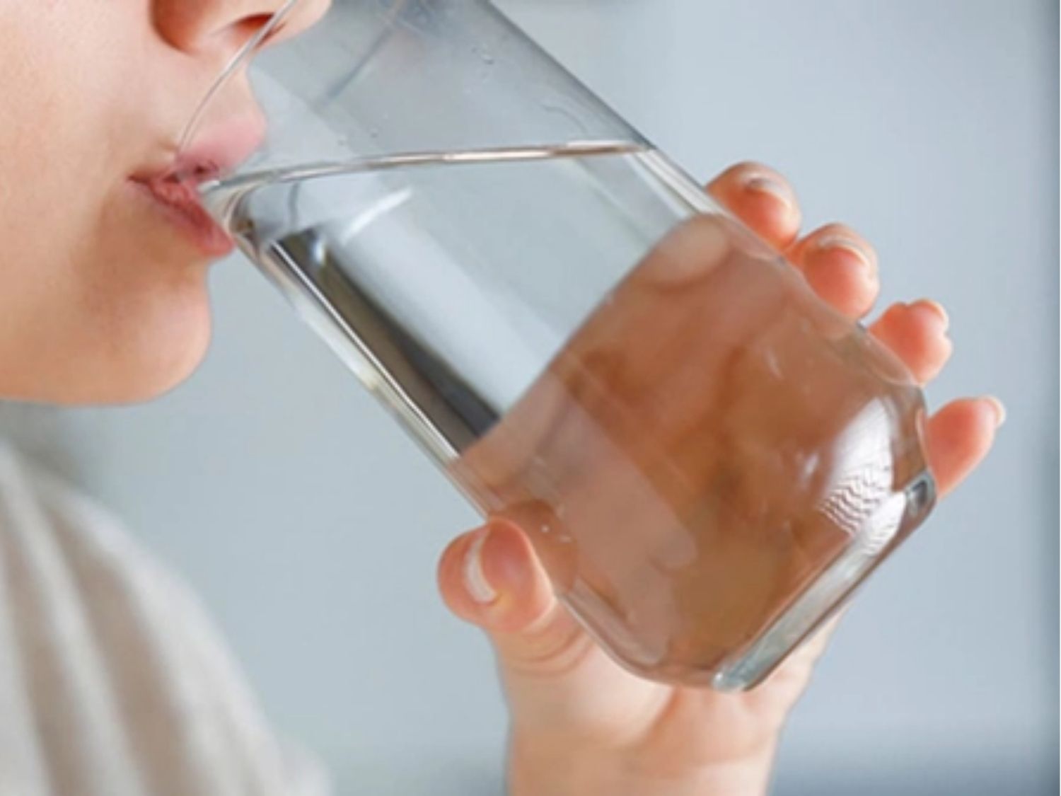 Bổ sung nước sau nâng mũi