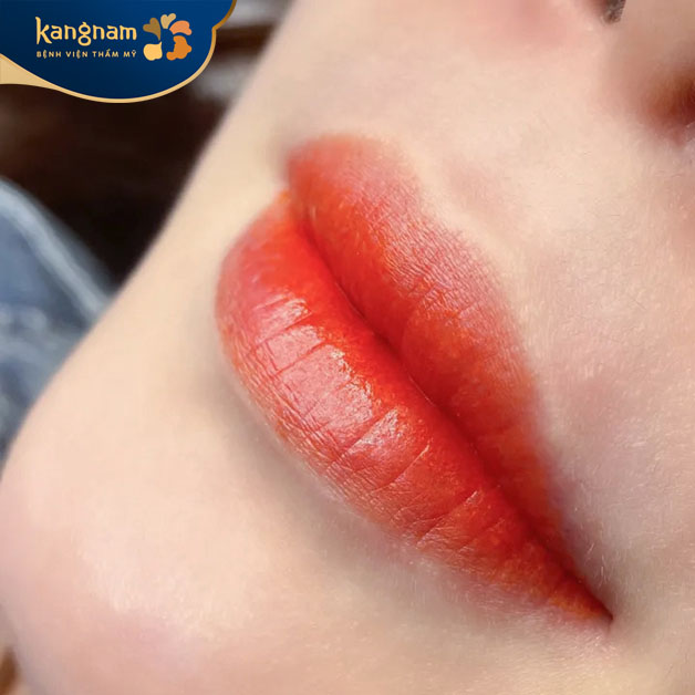 Môi lên màu tự nhiên, bền đẹp