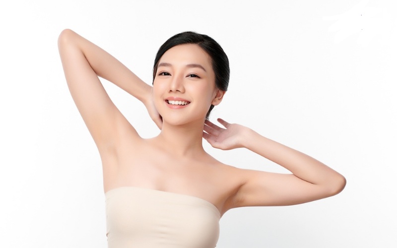 Tự tin hết mùi hôi nách