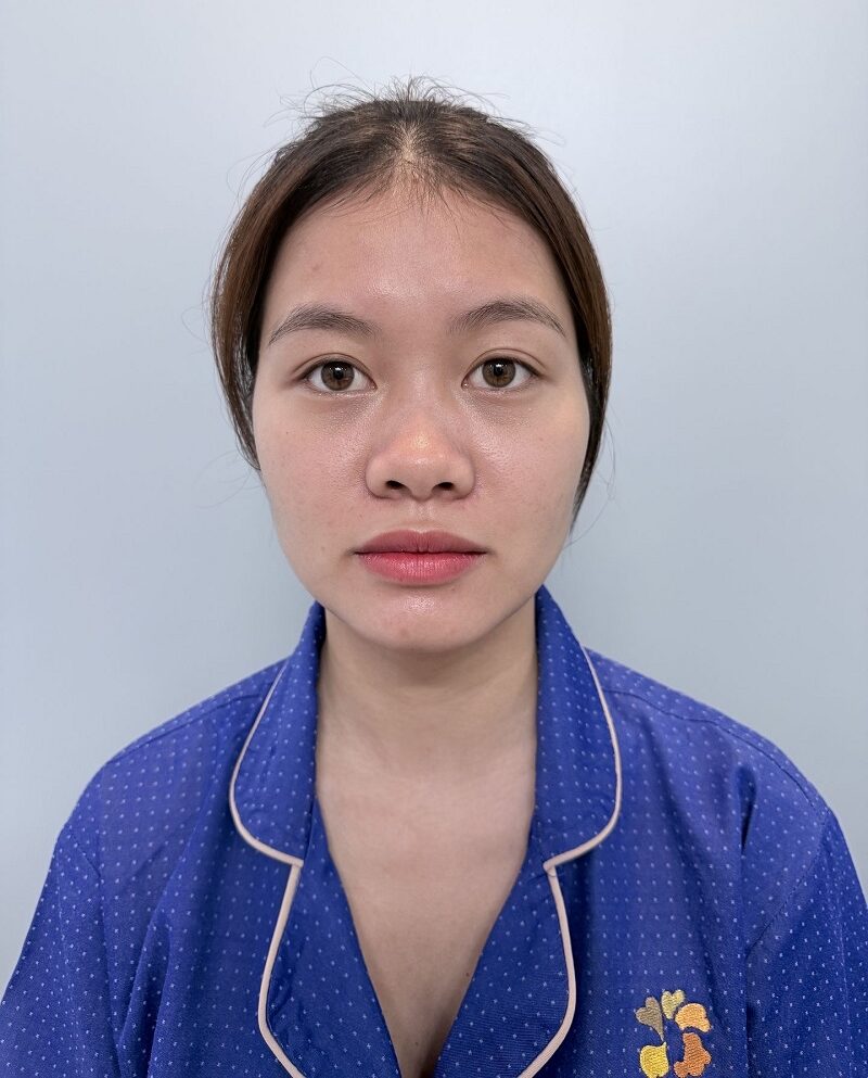 Diệu yến sở hữu mắt mí lót khiến khuôn mặt thiếu điểm nhấn