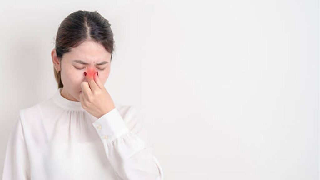 Biến chứng sau nâng mũi: Dấu hiệu nhận biết sớm, mức độ nguy hiểm và cách xử lý an toàn