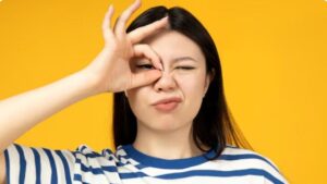 Cắt mí có ảnh hưởng thị lực không? Giải mã 7 sự thật y khoa từ chuyên gia