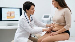 Hút mỡ có làm da chảy xệ không? Giải mã cơ chế co hồi da và 5 lưu ý từ bác sĩ