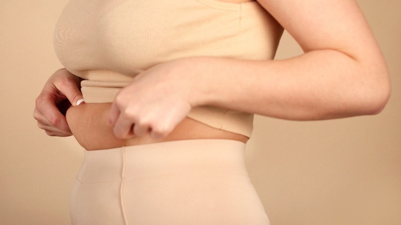 Hút mỡ có thể tái béo nếu bạn không duy trì lối sống lành mạnh, dù các tế bào mỡ đã bị loại bỏ vĩnh viễn tại vùng điều trị.