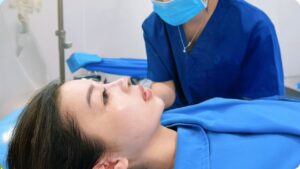 Nâng mũi bao lâu thì hồi phục? Lộ trình 30 ngày gom form và cách rút ngắn thời gian lành thương