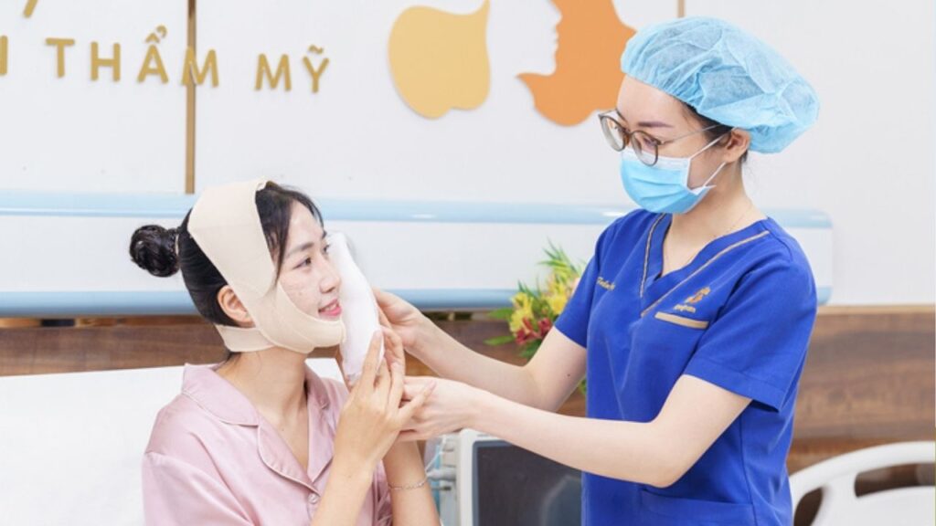 Chăm sóc sau hạ gò má: 9 nguyên tắc vàng giúp giảm sưng nhanh