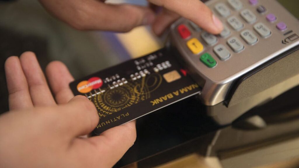 Hút mỡ trả góp 0% lãi suất: Điều kiện, thủ tục và kinh nghiệm chọn gói vay an toàn 2026