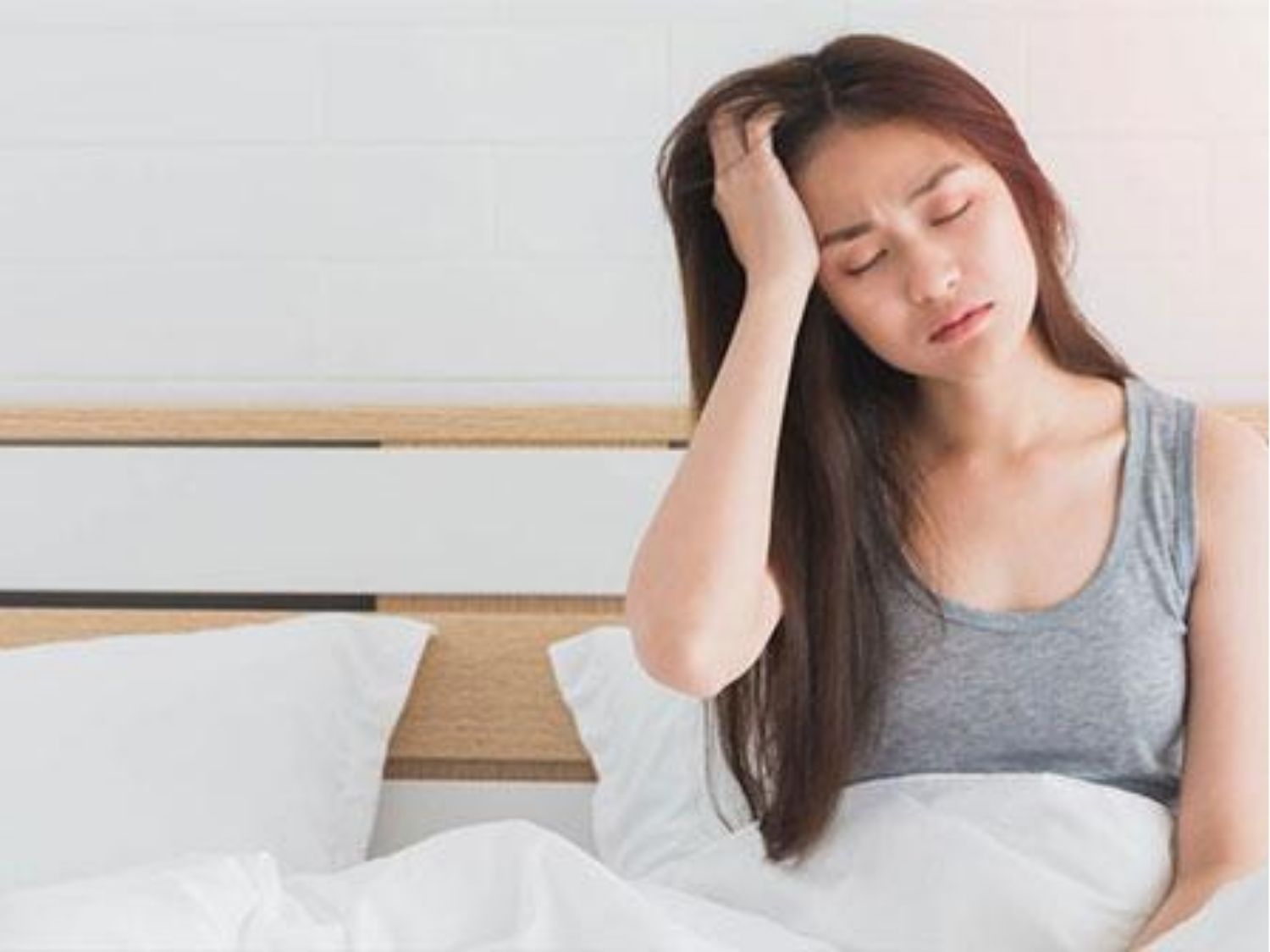 sốt, mệt mỏi sau nâng ngực cần đi khám ngay