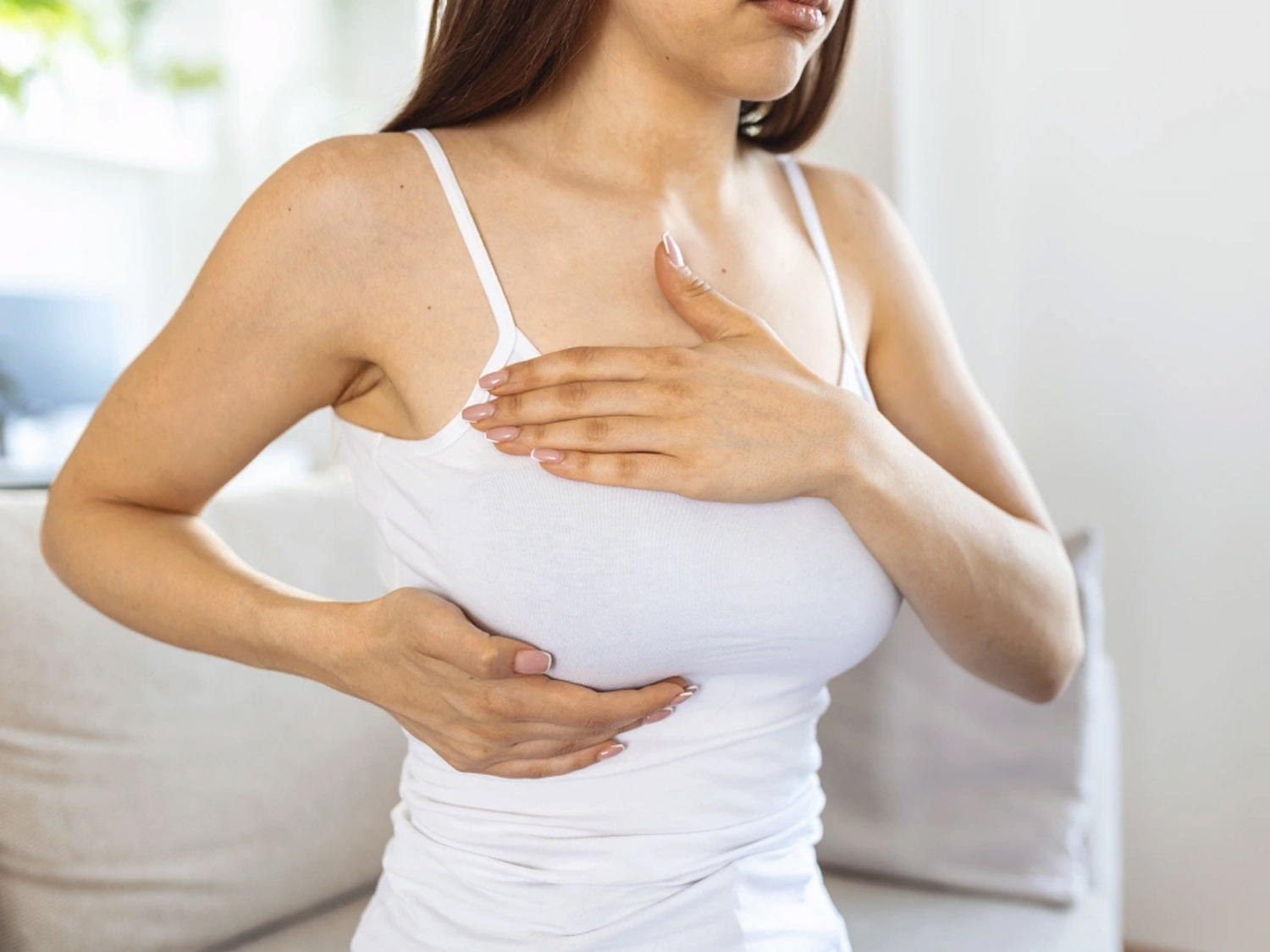 sưng 1 bên ngực trong thời gian đầu là khá bình thường