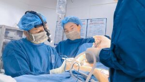 Nâng ngực gây mê hay gây tê? Tại sao gây mê là điều kiện sống còn cho sự an toàn