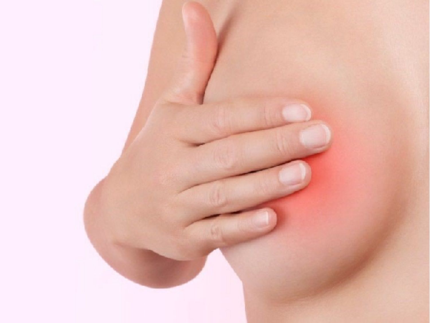 sưng sưng to, nóng đỏ là dấu hiệu bất thường sau nâng ngực