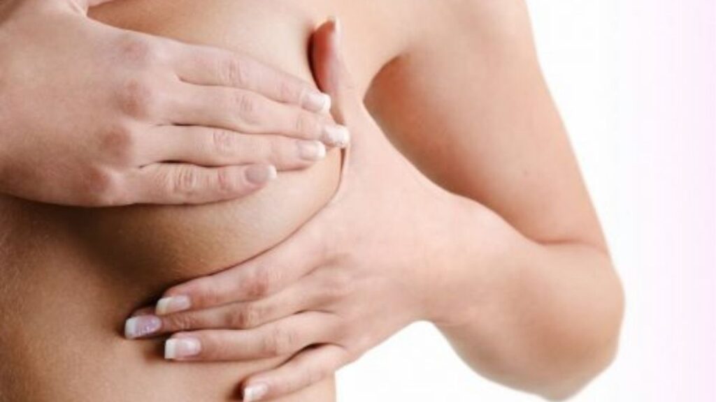 Nâng ngực sờ có biết không? Chuyên gia tiết lộ 3 yếu tố quyết định độ mềm