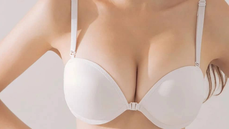 Sự khác biệt về áp lực giữa áo ngực không gọng và áo có gọng đối với túi ngực sau phẫu thuật.