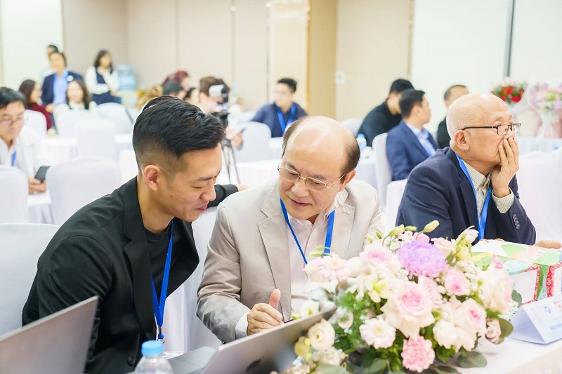 Buổi workshop là cơ hội để các chuyên gia, bác sĩ trao đổi chuyên môn về PTTM