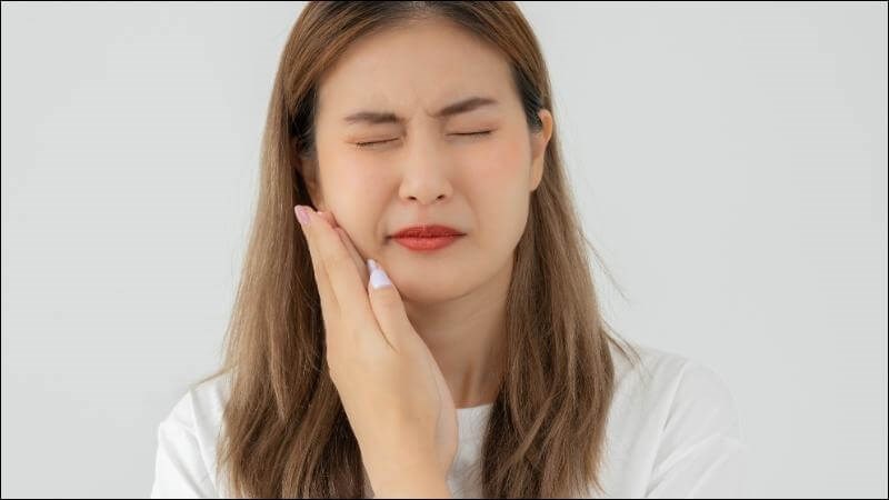 Gương mặt có thể tê bì sau phẫu thuật hàm mặt