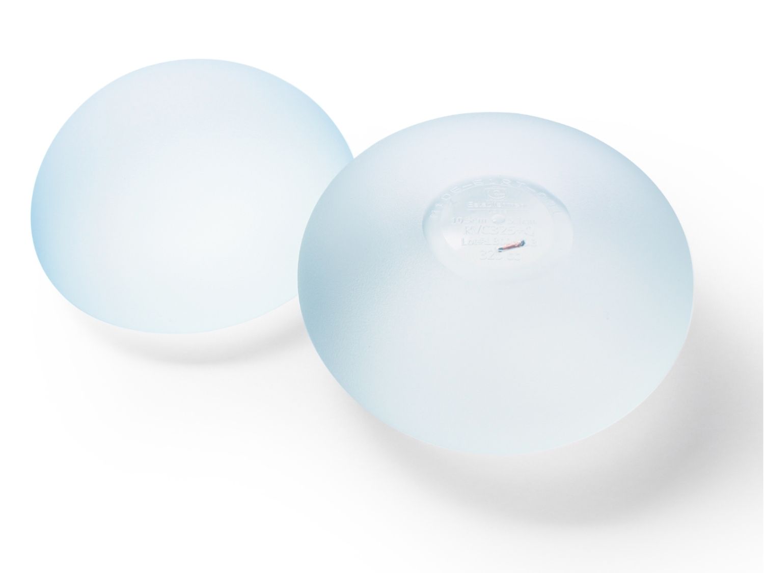 túi ngực chỉ cần thay khi có biến chứng hoặc muốn đổi kích thước