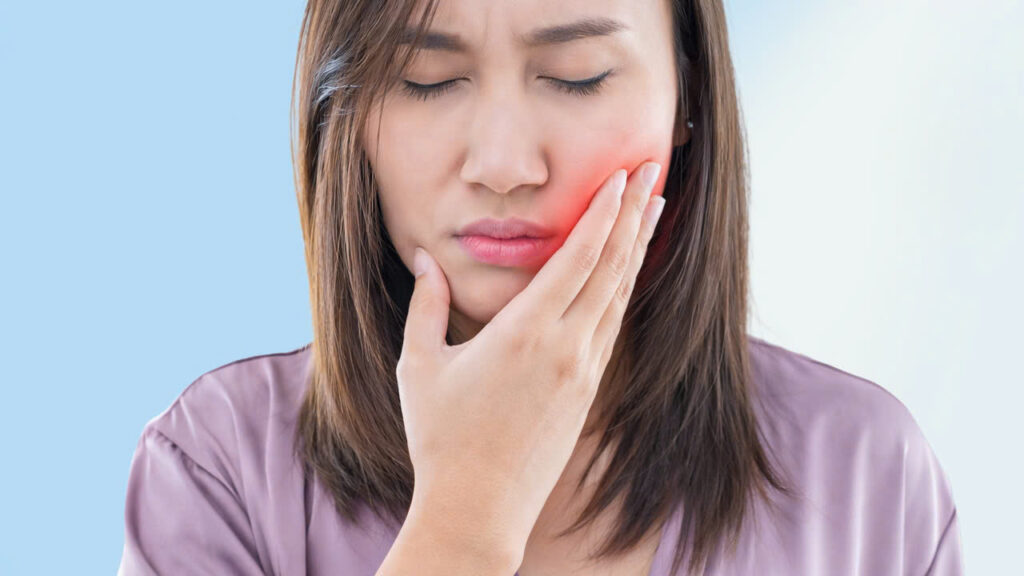 Gọt hàm bị tê môi: Nguyên nhân, thời gian hồi phục và cách xử lý