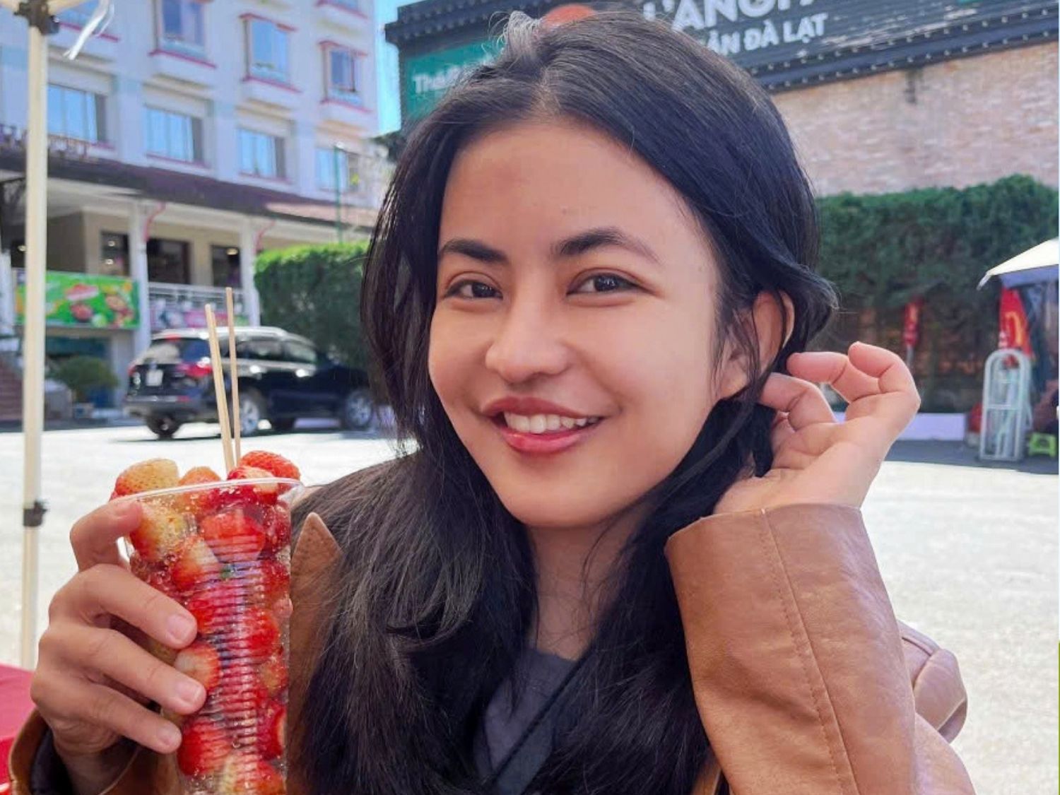 Trà My vui vẻ và tự tin hơn sau khi thay đổi ngoại hình