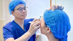 Bác sĩ thẩm mỹ giỏi cần có gì? Chứng chỉ, đào tạo, hiệp hội y khoa