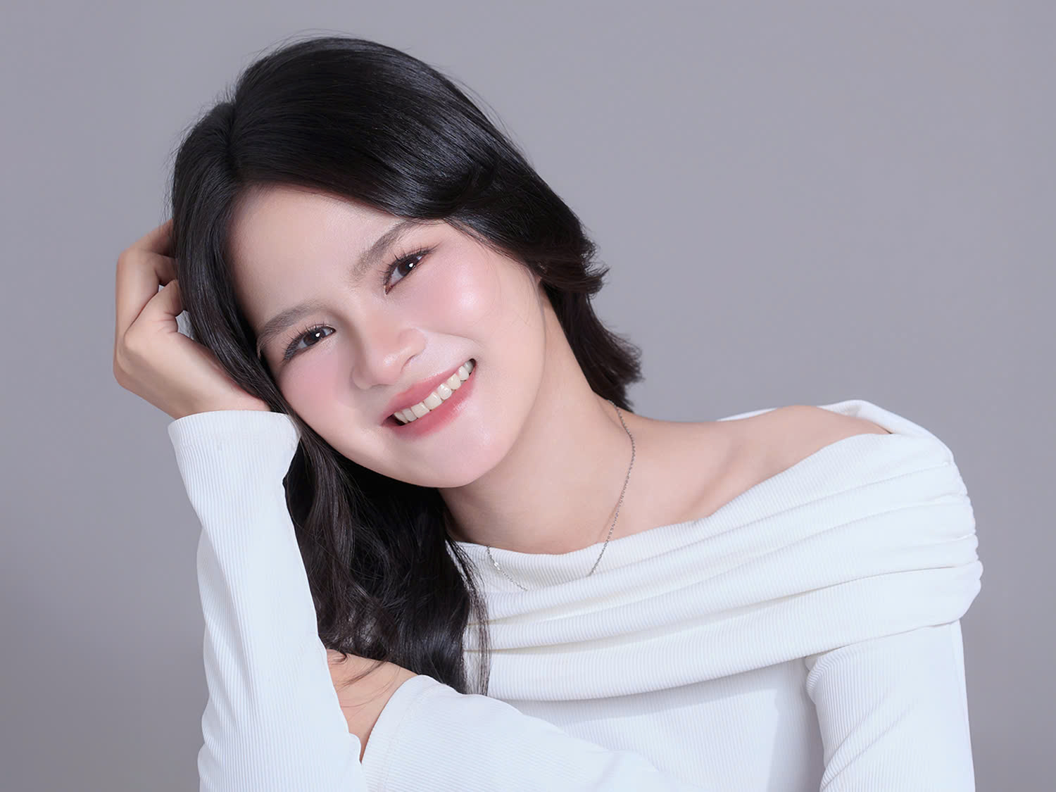 Diện mạo của Mỹ Hương sau 1 thời gian nâng mũi và chỉnh hàm, gương mặt đã cân đối, hài hòa hơn