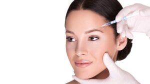 Tiêm Botox nâng cung mày: Hiệu quả, thời gian duy trì và những điều cần biết