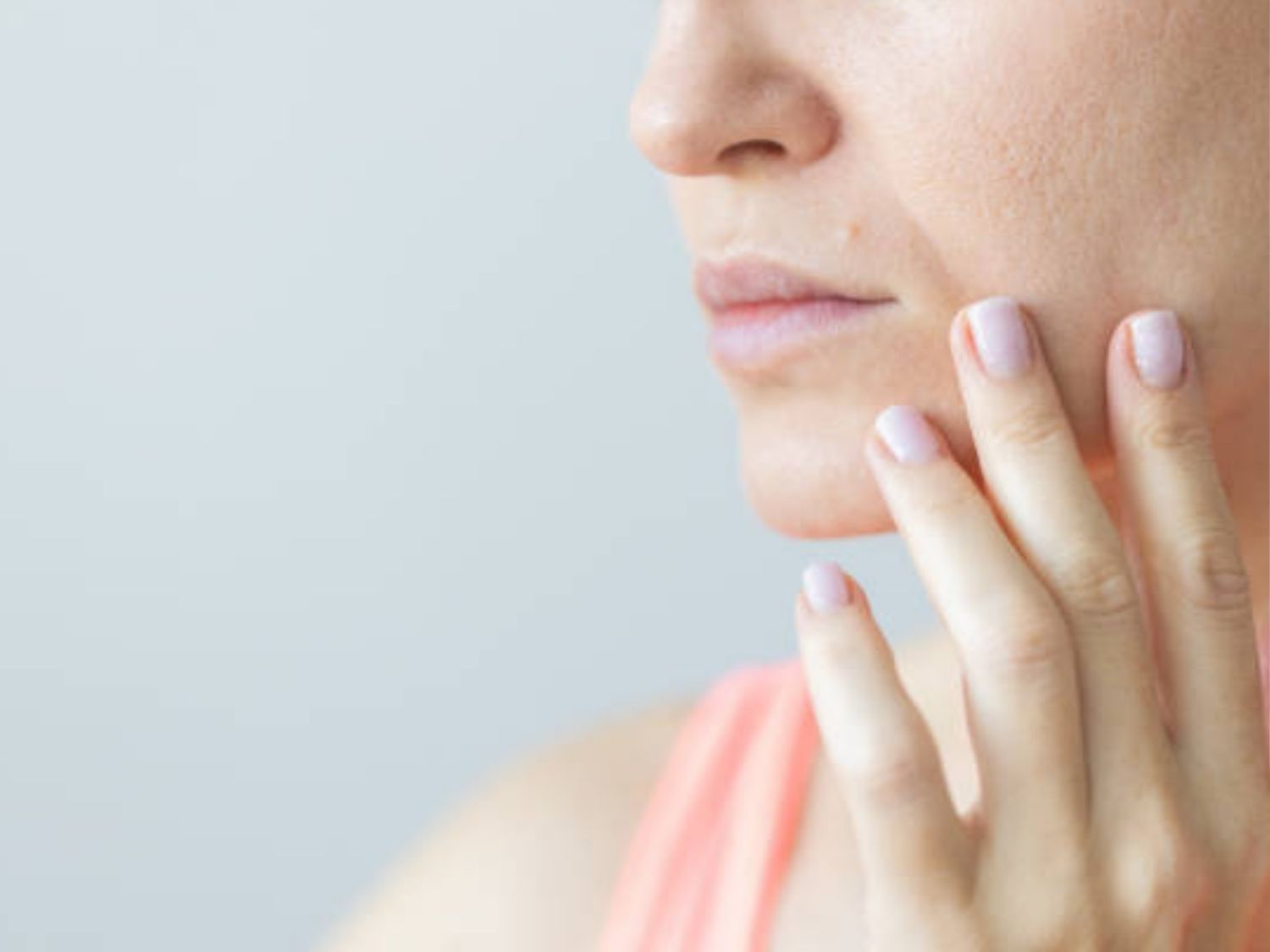 Lão hóa da khiến gương mặt chảy xệ, nếp nhăn và khiến người gặp phải tự ti