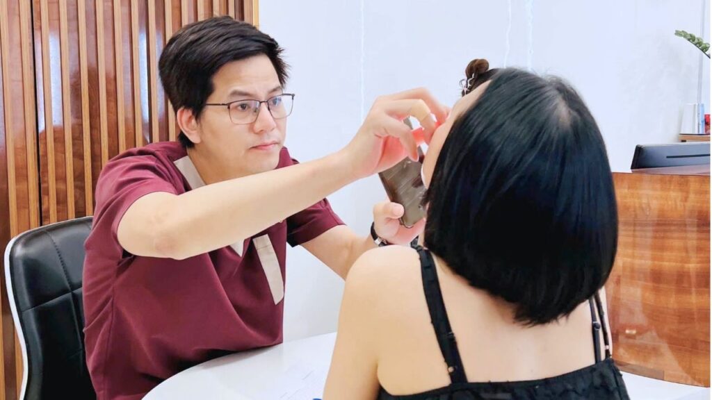Bác sĩ nào chuyên về thẩm mỹ mũi ở Hà Nội?