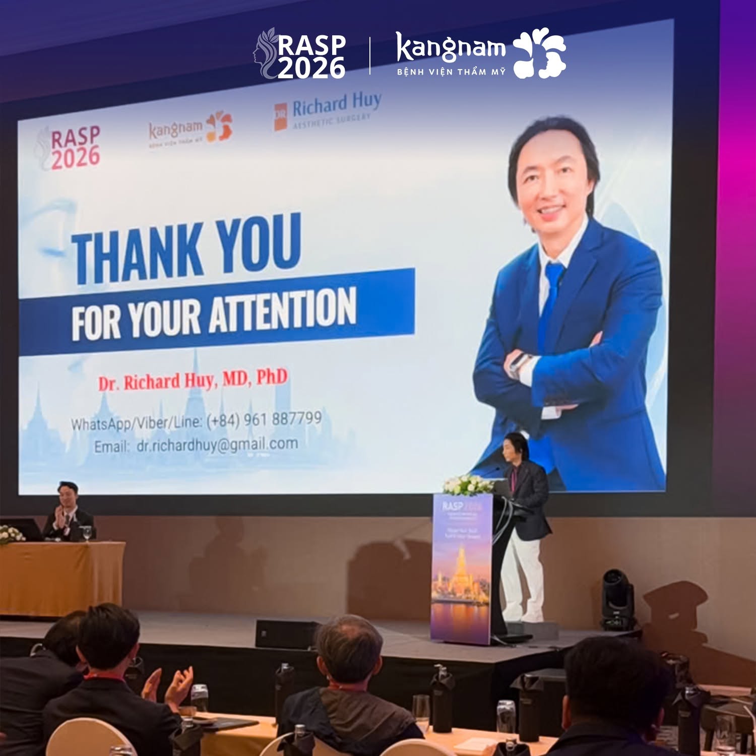 Dr. Richard Huy phát biểu trong sự kiện
