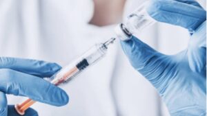 Ai được phép tiêm botox, kỹ thuật viên spa tiêm có hợp pháp không?