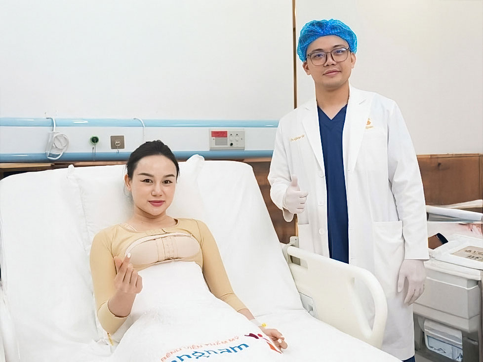 Cơ sở thẩm mỹ uy tín sẽ có quy trình chăm sóc hậu phẫu chuyên nghiệp