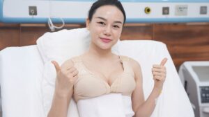 Nâng ngực an toàn cần gì? Cơ sở có cần phòng hồi sức và phương án chuyển viện?