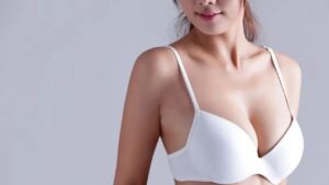 Việt kiều nâng ngực tại Việt Nam hết bao nhiêu tiền? Bảng giá và thời gian lưu trú