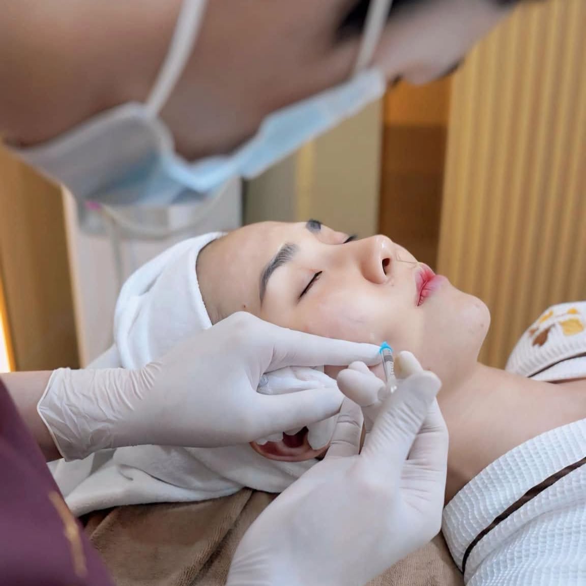 trước khi tiêm meso được ủ tê nên không đau