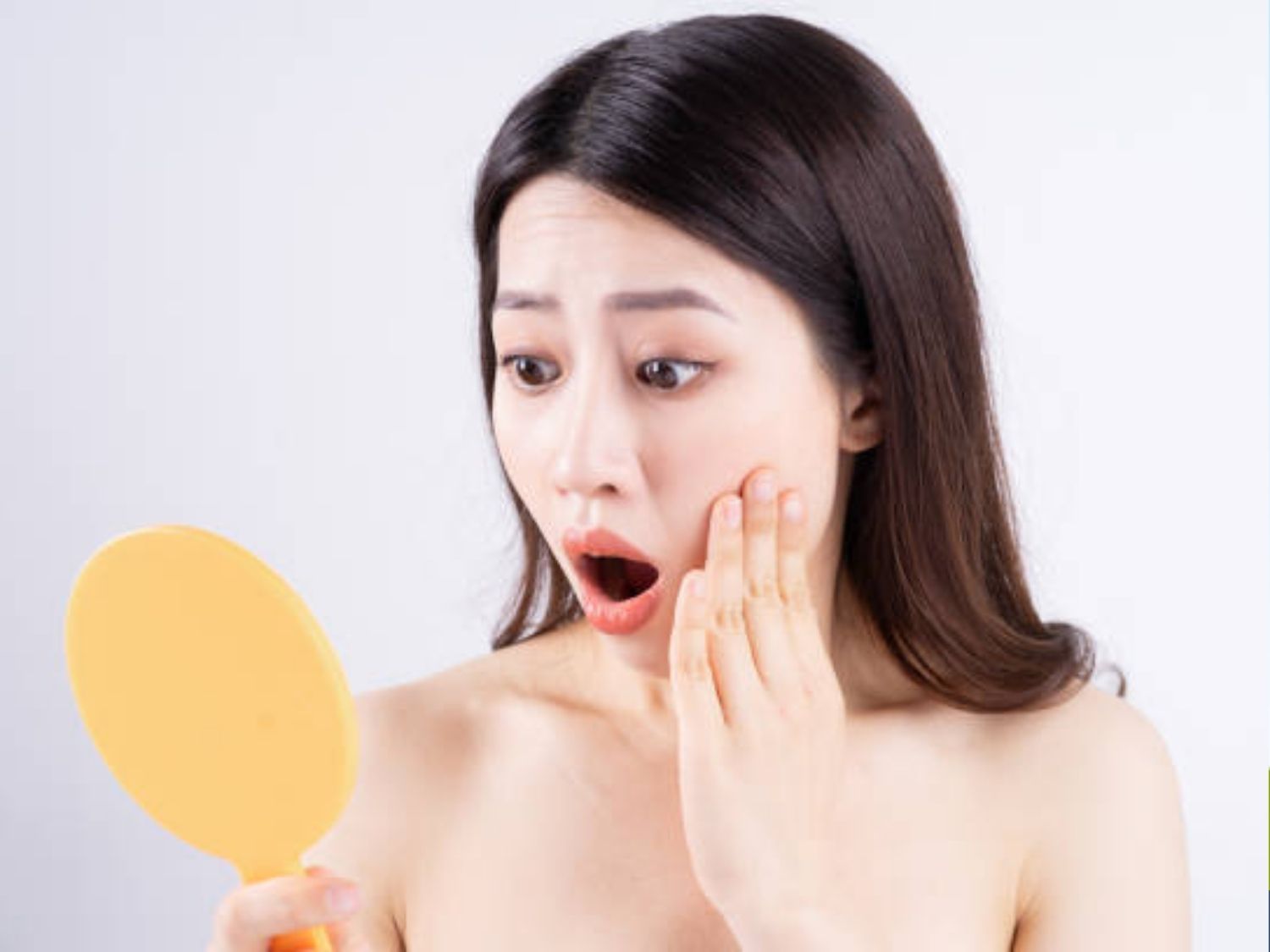 Tình trạng da tuổi 28 suy giảm độ săn chắc