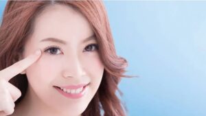 Việt kiều thẩm mỹ mắt trong 12 ngày có kịp cắt chỉ không?