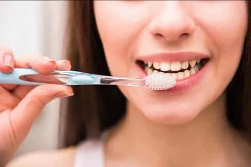bị ê răng sau khi lấy cao răng