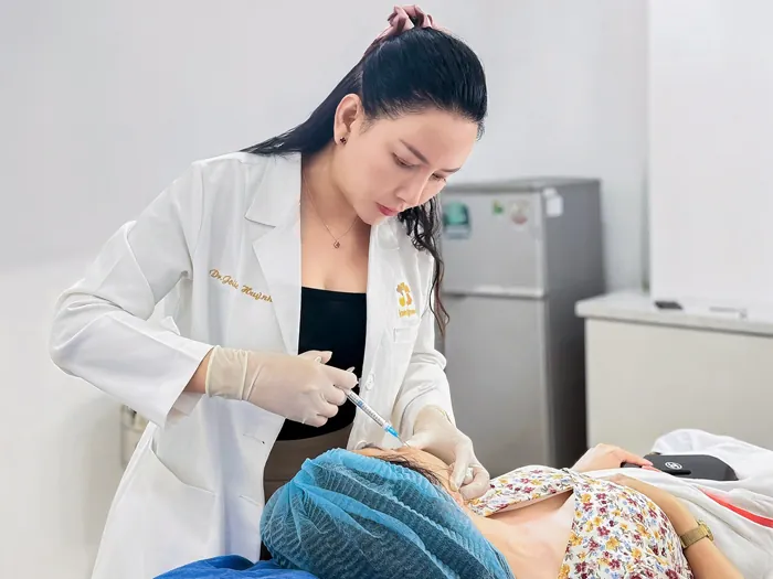 Bác sĩ có nhiều thế mạnh về tiêm trẻ hóa
