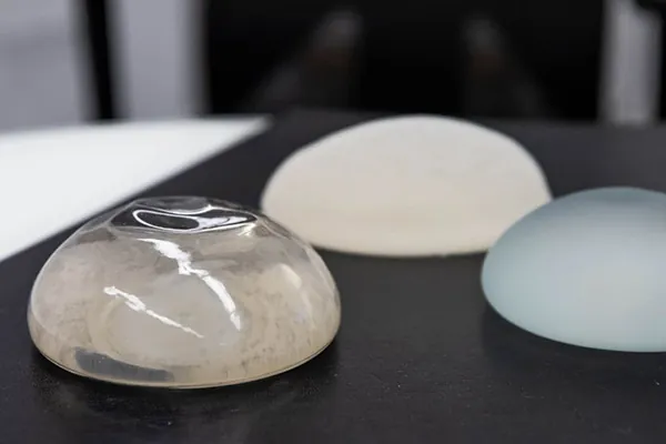 Độ bền của túi ngực