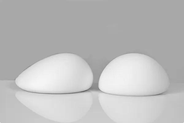 Mentor sử dụng công nghệ gel silicone tiên tiến, tạo cảm giác mềm mại