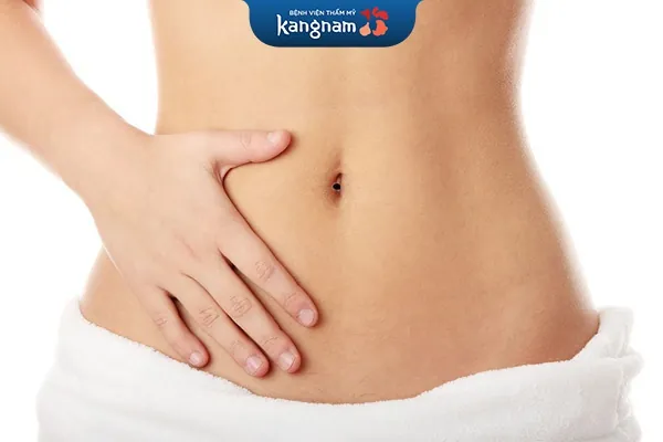 nốt ruồi trong rốn 