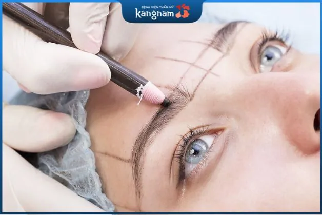 Tay nghề của kỹ thuật viên điêu khắc cần phải chuẩn xác