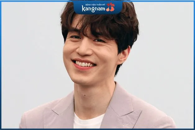 Nốt ruồi ở yết hầu không tốt cả về mặt sự nghiệp lẫn hôn nhân